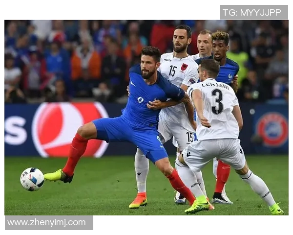 足球起球技巧解析与实战应用提升你的比赛表现与战术意识